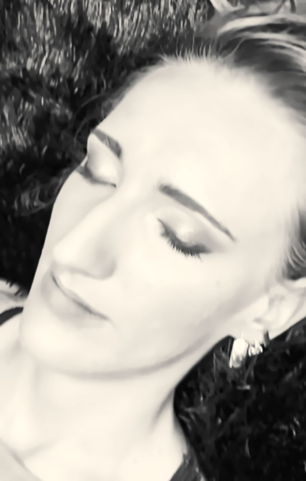 Soft airbrush makeup with a natural glow